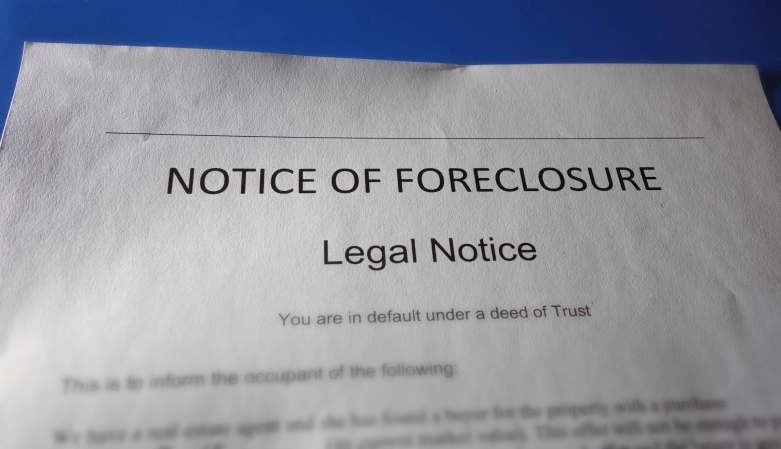 Approximately 119,000 homeowners kept their residences in August thanks to a non-foreclosure solution