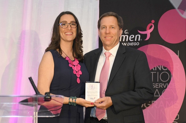 Michael Fontaine, COO and CFO of Plaza Home Mortgage accepting the  Laura Farmer Sherman Award from Susan G. Komen San Diego President and CEO, Shaina Gross