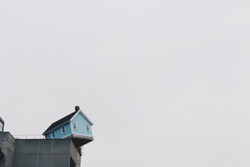 House on the edge (Photo credit: Cindy Tang Via Unsplash)