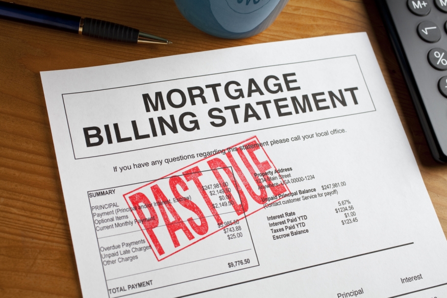 Photo of a past due mortgage notice. Photo credit: iStock.com/KLH49