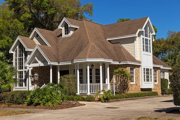 Photo of a nice, large suburban house.