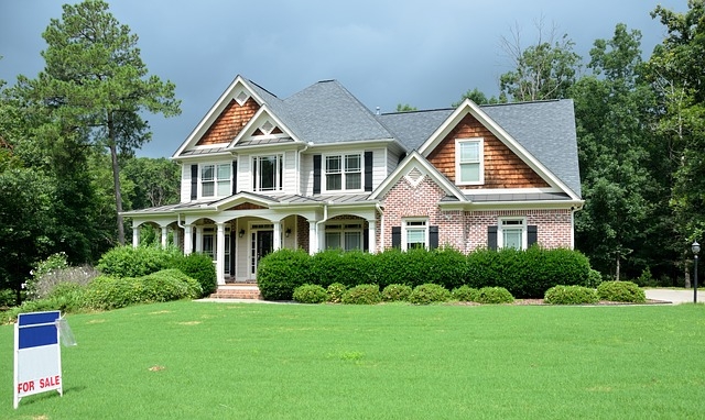 Photo of a home for sale.