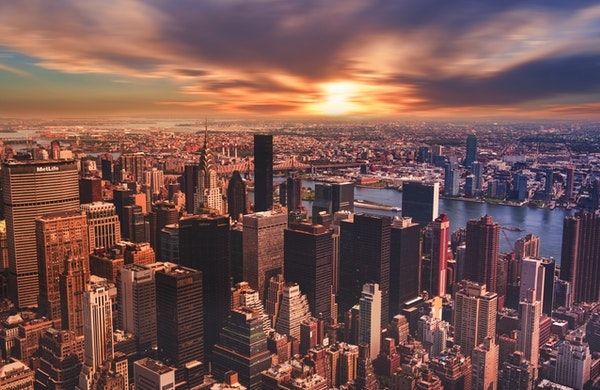 Photo of the New York skyline at sunset.