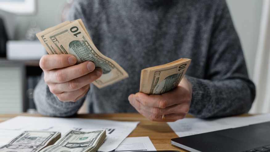 Consumers Adjust Plans Due To Persistent Inflation