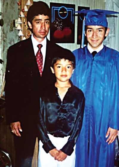 Andres Munar HS graduation