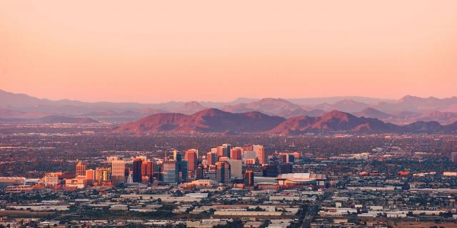 A city skyline in Arizona, site of the Arizona Mortgage Expo